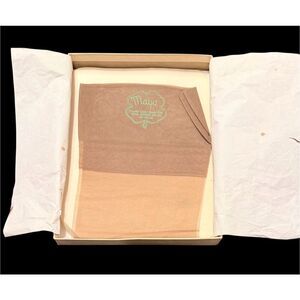 Maya Crystal Clear Seam-Free 100% DuPont Nylon Stockings Vintage Taupe